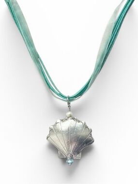 Sterling Silver Scallop Shell Pendant Necklace with Freshwater Pearl Detail